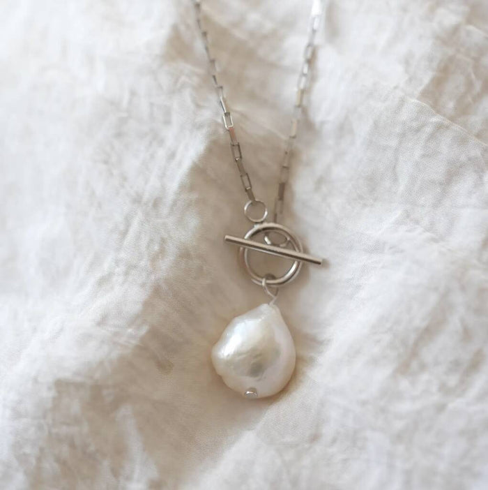 Baroque Pearl And T Bar Necklace