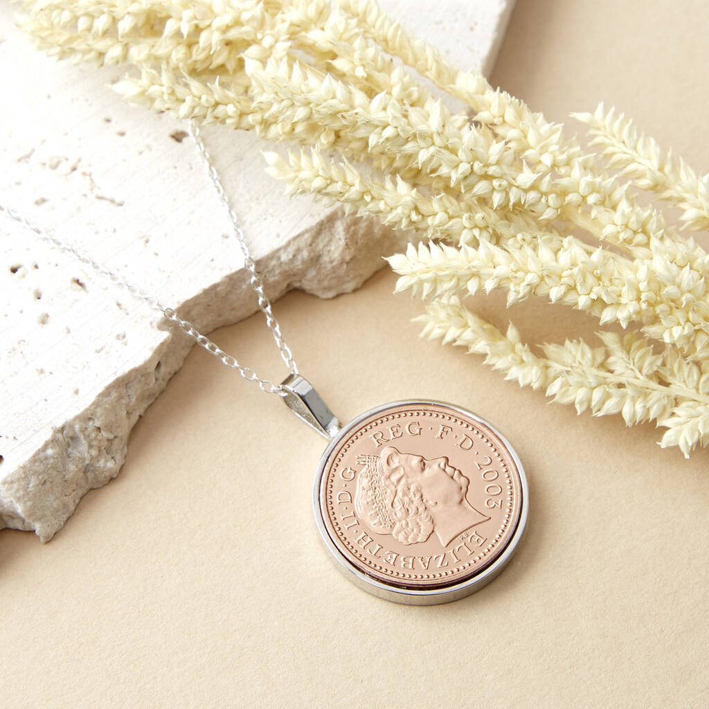Queen elizabeth coin necklace clearance