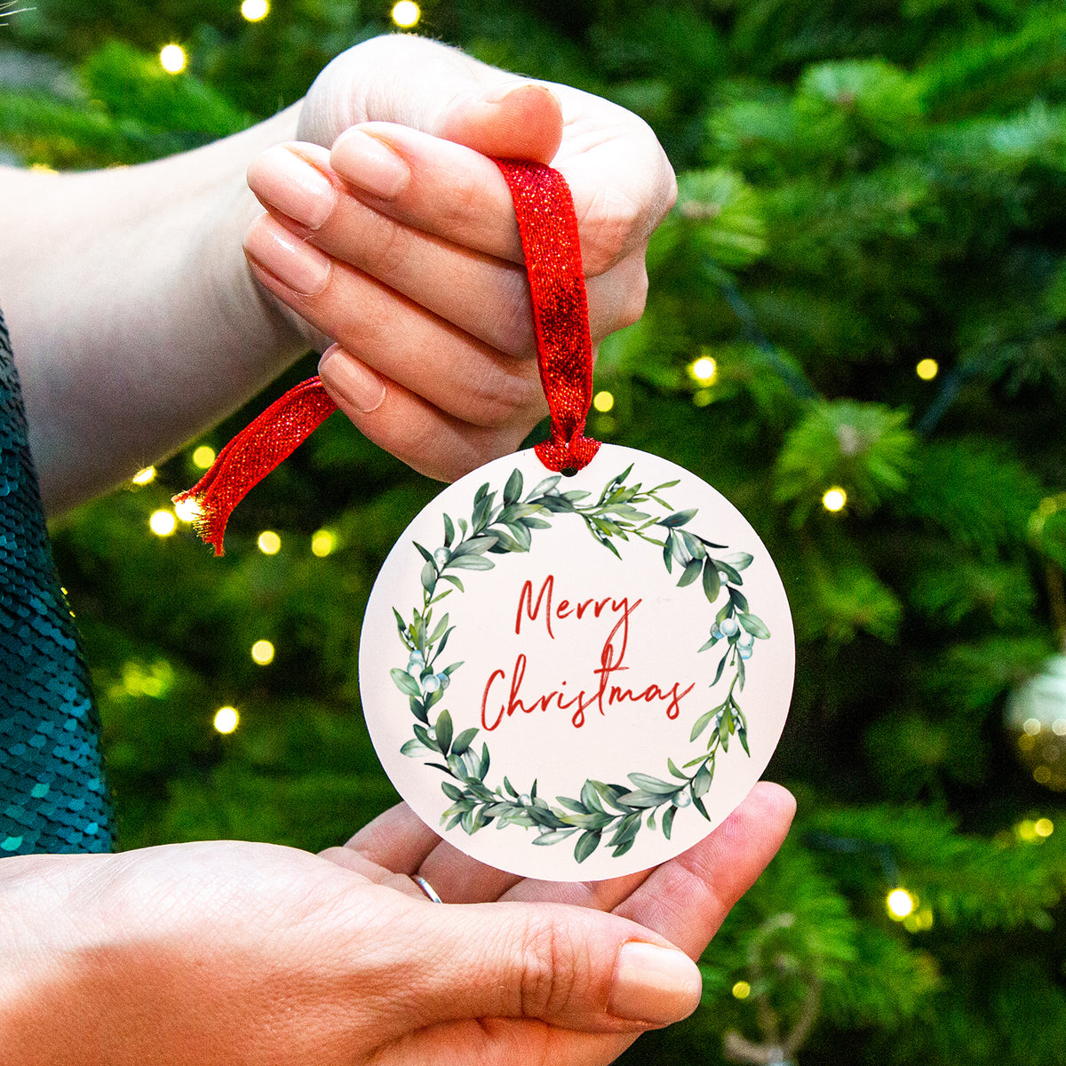 Merry Christmas Mistletoe Ceramic Christmas Tree Decoration