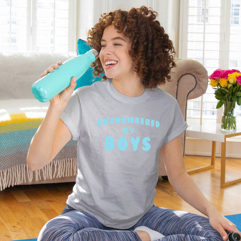 Outnumbered By Boys' Womens Mum T-Shirt Top